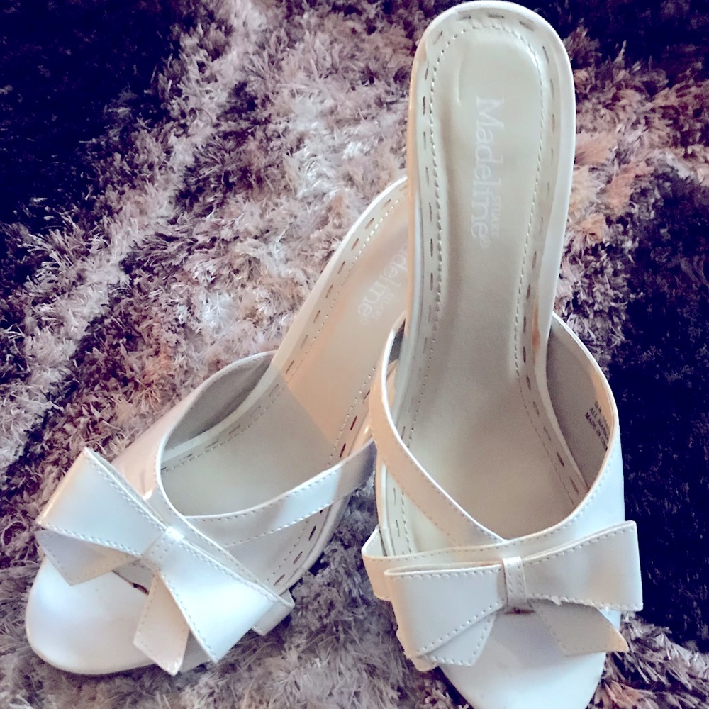 Madeline Stuart women white heel pump